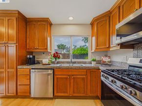 3749 Platt Ct N, Pleasanton CA 94588