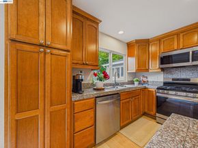 3749 Platt Ct N, Pleasanton CA 94588