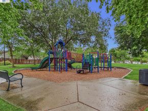 3749 Platt Ct N, Pleasanton CA 94588