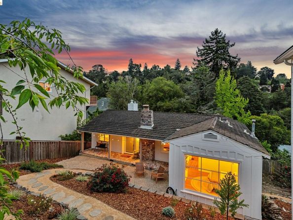 1201 Mountain Blvd, Oakland CA 94611