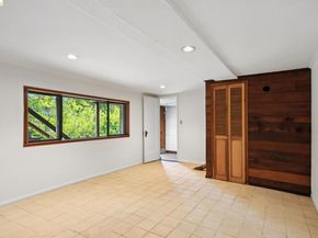 1201 Mountain Blvd, Oakland CA 94611