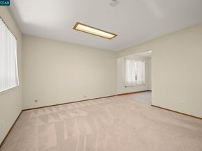 3037 College Ave, Berkeley CA 94705