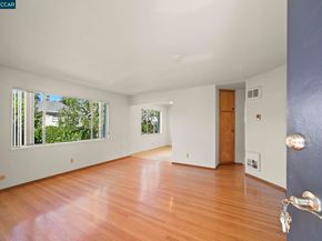 3037 College Ave, Berkeley CA 94705