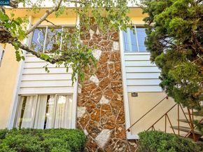 3037 College Ave, Berkeley CA 94705