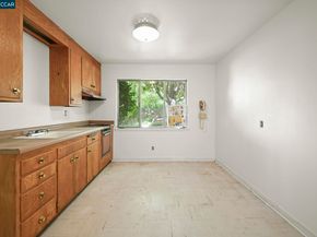 3037 College Ave, Berkeley CA 94705