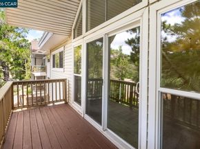 126 Ascot Ct B, Moraga CA 94556