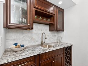 620 Amberwood Way, Livermore CA 94551
