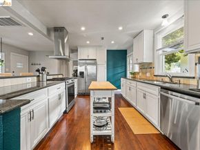 10809 Mcintyre St, Oakland CA 94605