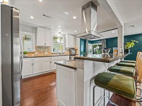 10809 Mcintyre St, Oakland CA 94605