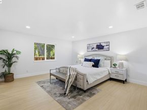 1913 W Middlefield Rd, Mountain View CA 94043