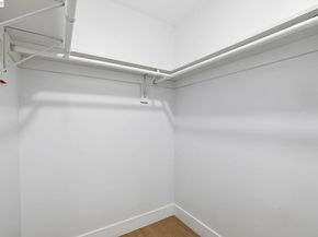 1913 W Middlefield Rd, Mountain View CA 94043
