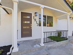 1913 W Middlefield Rd, Mountain View CA 94043