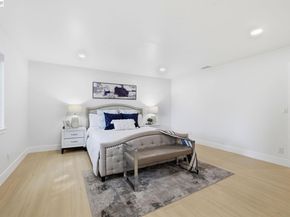 1913 W Middlefield Rd, Mountain View CA 94043