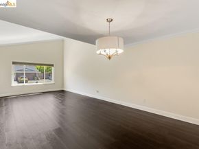 608 W Myrick Ct, Clayton CA 94517