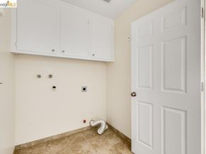 608 W Myrick Ct, Clayton CA 94517