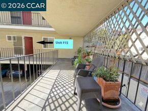 10 Moss Ave 15, Oakland CA 94610
