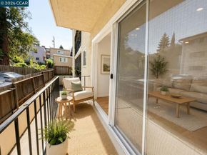 10 Moss Ave 15, Oakland CA 94610