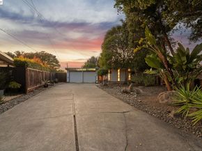 5314 Crown Ct, Castro Valley CA 94552