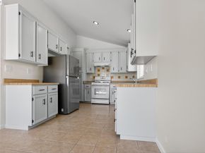 247 Sparrow Dr, Hercules CA 94547