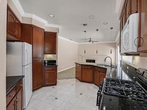 406 Grenadine Way, Hercules CA 94547