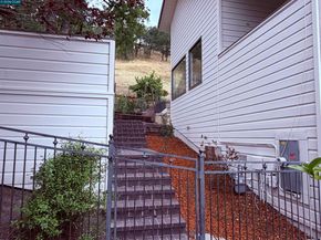 58 Saddle Rd., Walnut Creek CA 94595
