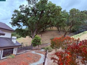 58 Saddle Rd., Walnut Creek CA 94595