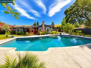 1199 Gamay Dr, Clayton CA 94517