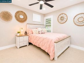 1199 Gamay Dr, Clayton CA 94517