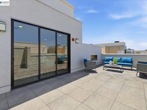 45349 Tom Blalock St 402, Fremont CA 94539
