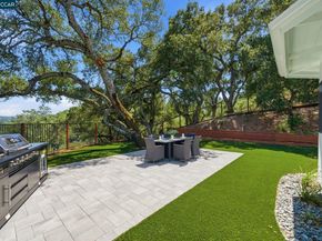 233 Melody Ln, Orinda CA 94563