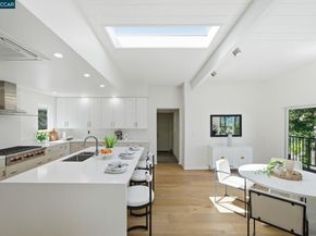 233 Melody Ln, Orinda CA 94563