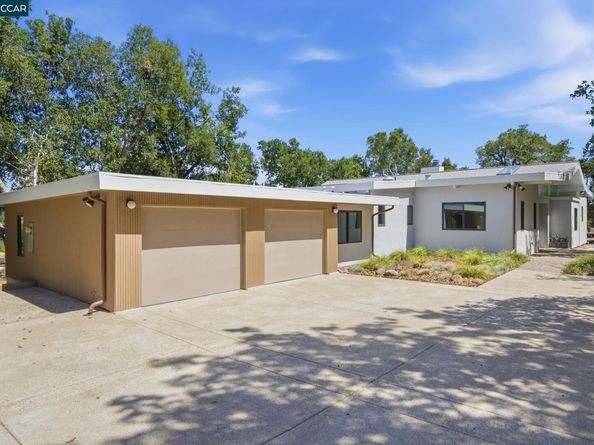 233 Melody Ln, Orinda CA 94563