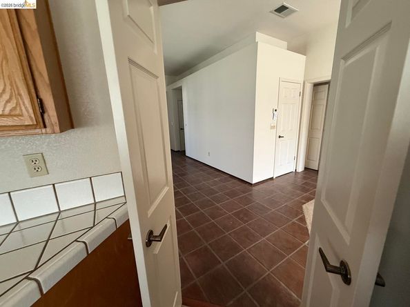 7693 Galloway DR, San Jose CA 95135