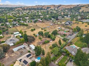 744 Mockingbird Ln, Pleasanton CA 94566