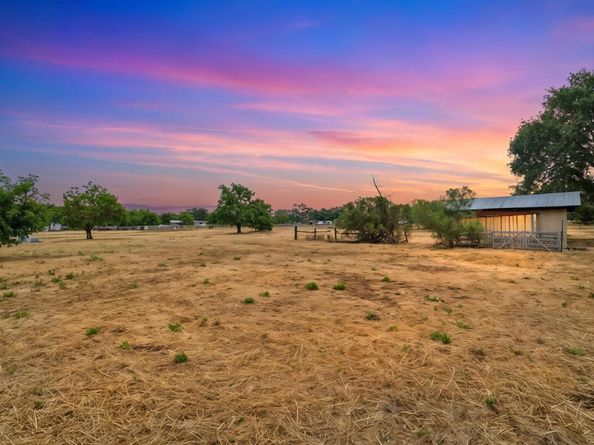 744 Mockingbird Ln, Pleasanton CA 94566