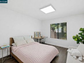 1476 Camino Peral C, Moraga CA 94556