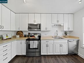 1476 Camino Peral C, Moraga CA 94556
