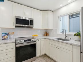 3720 Midvale Ave, Oakland CA 94602