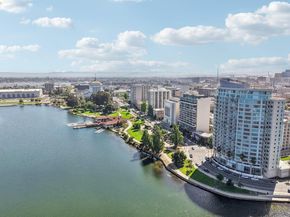 1 Lakeside Dr 1608, Oakland CA 94612