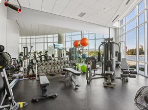 1 Lakeside Dr 1608, Oakland CA 94612
