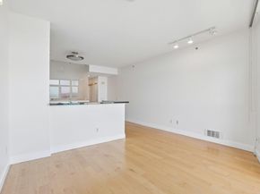 1 Lakeside Dr 1608, Oakland CA 94612