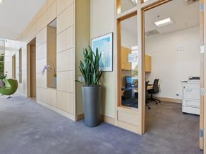 1 Lakeside Dr 1608, Oakland CA 94612