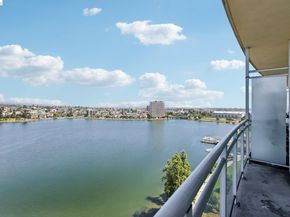 1 Lakeside Dr 1608, Oakland CA 94612