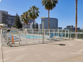 1 Lakeside Dr 1608, Oakland CA 94612