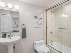320 Lee Street 1302, Oakland CA 94610