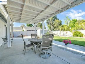 1972 Carnation Cir, Livermore CA 94551