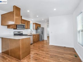 1972 Carnation Cir, Livermore CA 94551
