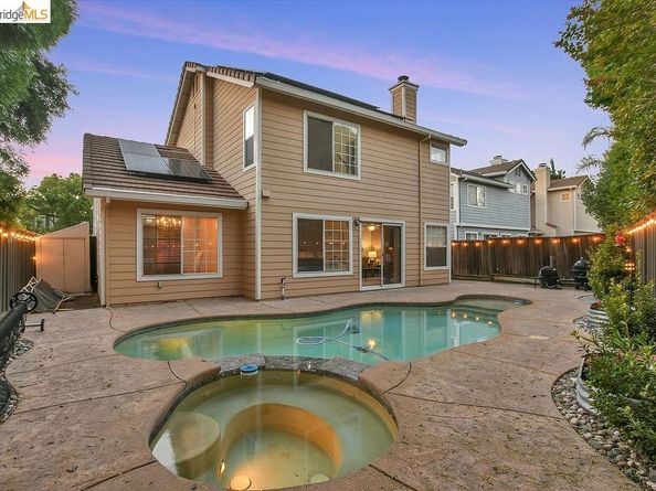 150 Trenton Cir, Pleasanton CA 94566