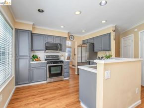 150 Trenton Cir, Pleasanton CA 94566