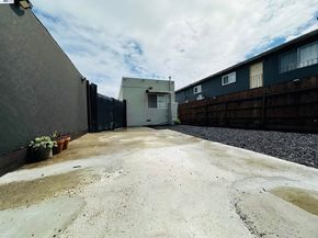 1249 88TH Ave, Oakland CA 94621